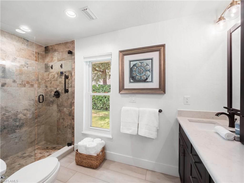 775 Cal Cove DR, FORT MYERS FL 33919-26