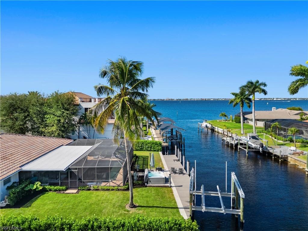 775 Cal Cove DR, FORT MYERS FL 33919-40