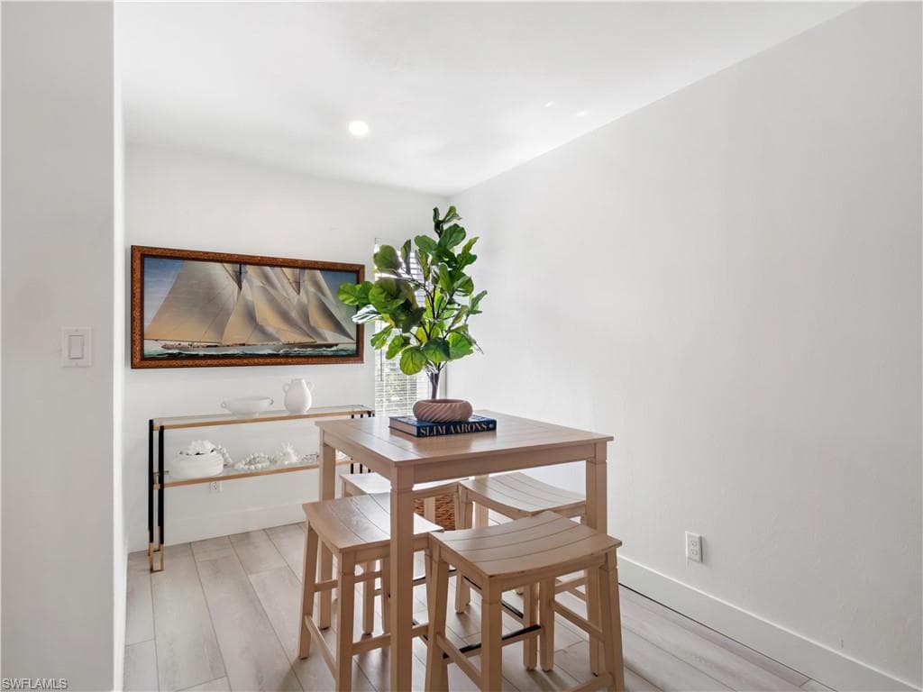 775 Cal Cove DR, FORT MYERS FL 33919-10