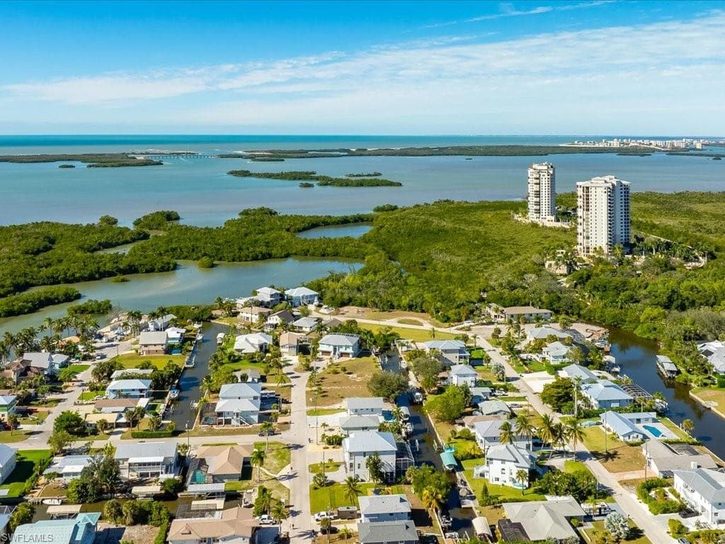 4730 Swordfish ST, BONITA SPRINGS FL 34134-12