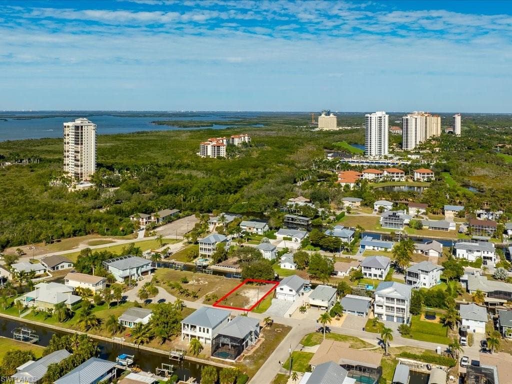 4730 Swordfish ST, BONITA SPRINGS FL 34134-8