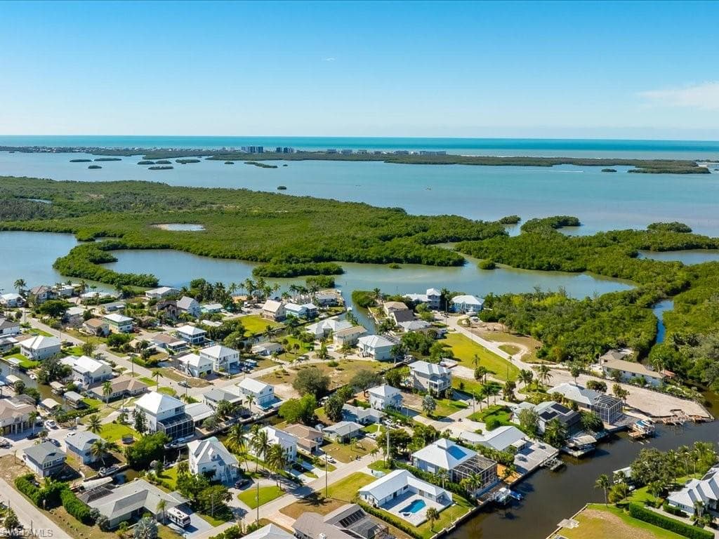 4730 Swordfish ST, BONITA SPRINGS FL 34134-13