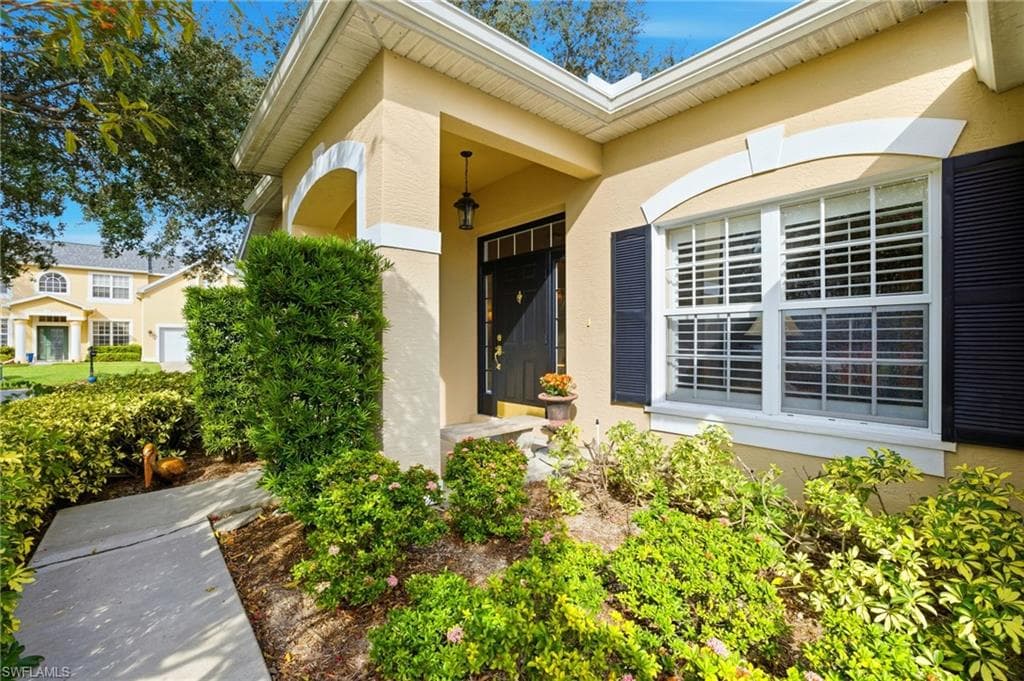 12757 Aston Oaks DR, FORT MYERS FL 33912-1