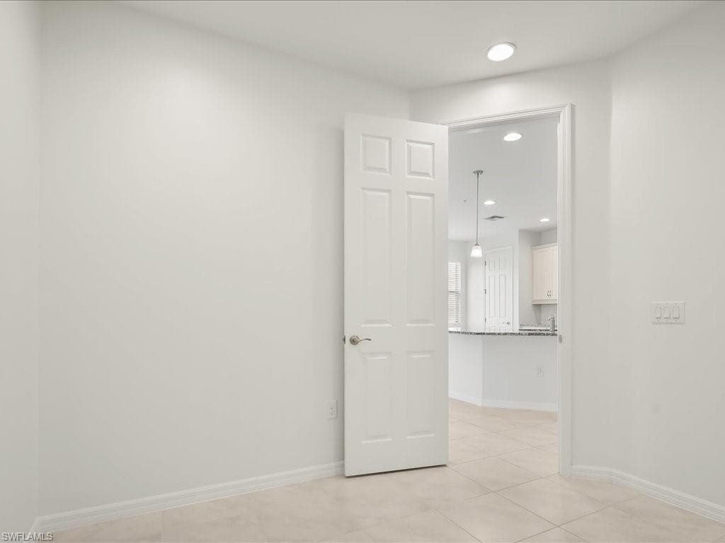 26139 Palace LN # 202, BONITA SPRINGS FL 34135-18