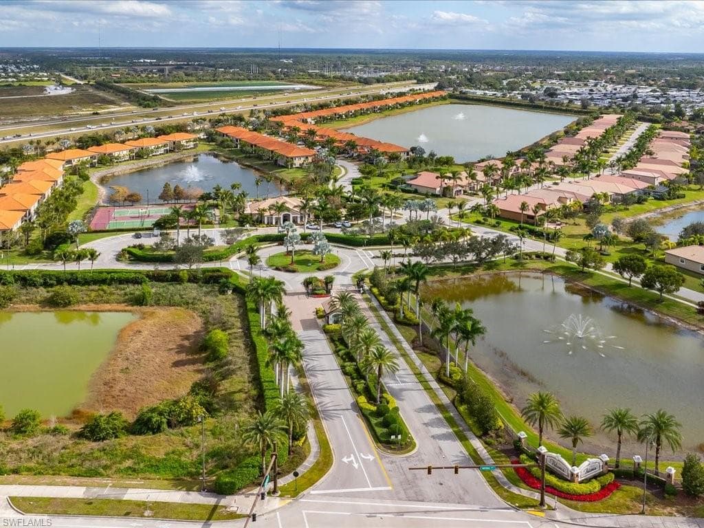 26139 Palace LN # 202, BONITA SPRINGS FL 34135-30