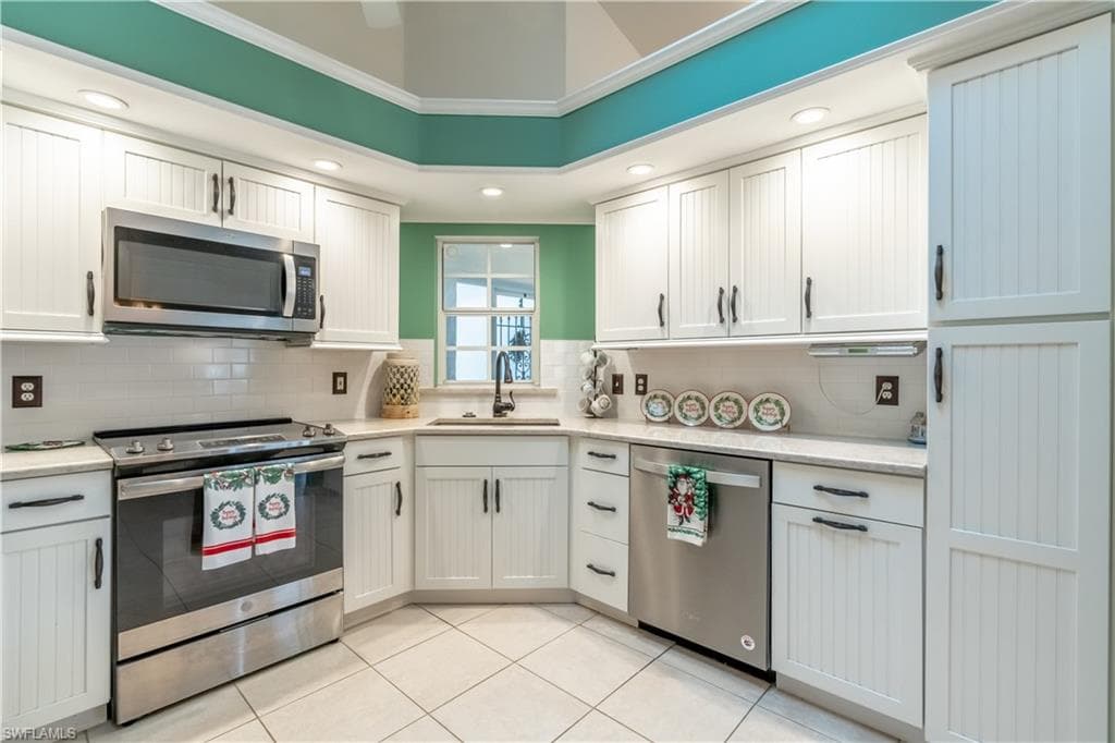 25451 Fairway Dunes CT, BONITA SPRINGS FL 34135-4