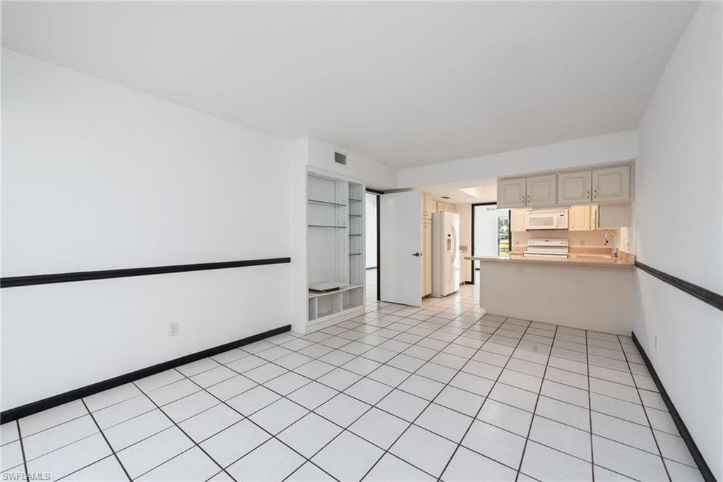 494 Bristle Cone LN 48-8