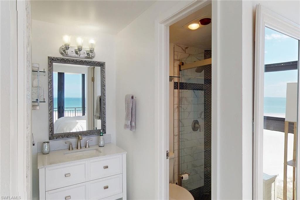 180 Seaview CT # 1009, MARCO ISLAND FL 34145-11