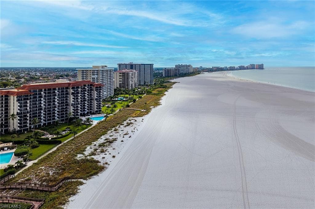 180 Seaview CT # 1009, MARCO ISLAND FL 34145-32