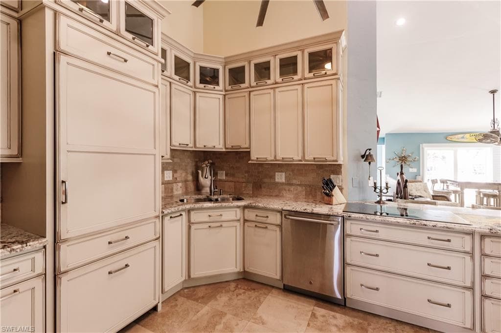 12122 Siesta DR, FORT MYERS BEACH FL 33931-47