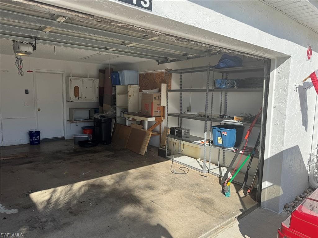 1513 Edgewater CIR, FORT MYERS FL 33919-25