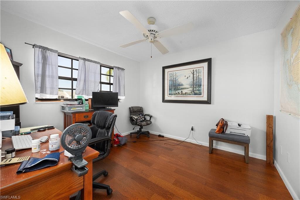 1513 Edgewater CIR, FORT MYERS FL 33919-10