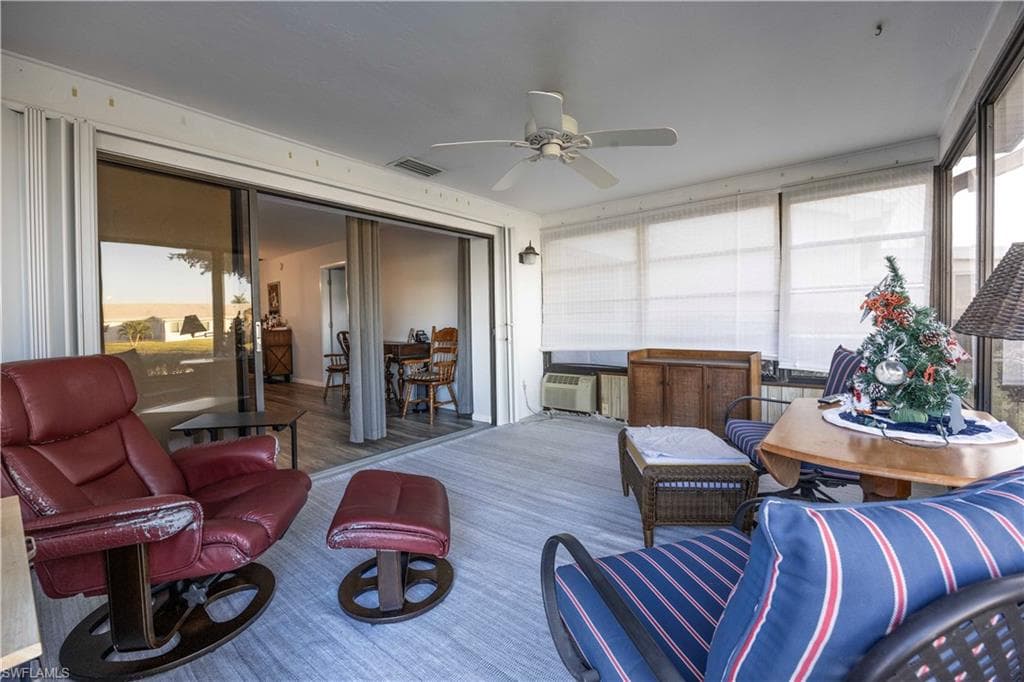 1513 Edgewater CIR, FORT MYERS FL 33919-18