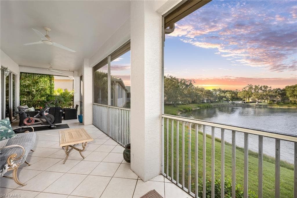 608 Vintage Reserve LN # 24C, NAPLES FL 34119-19