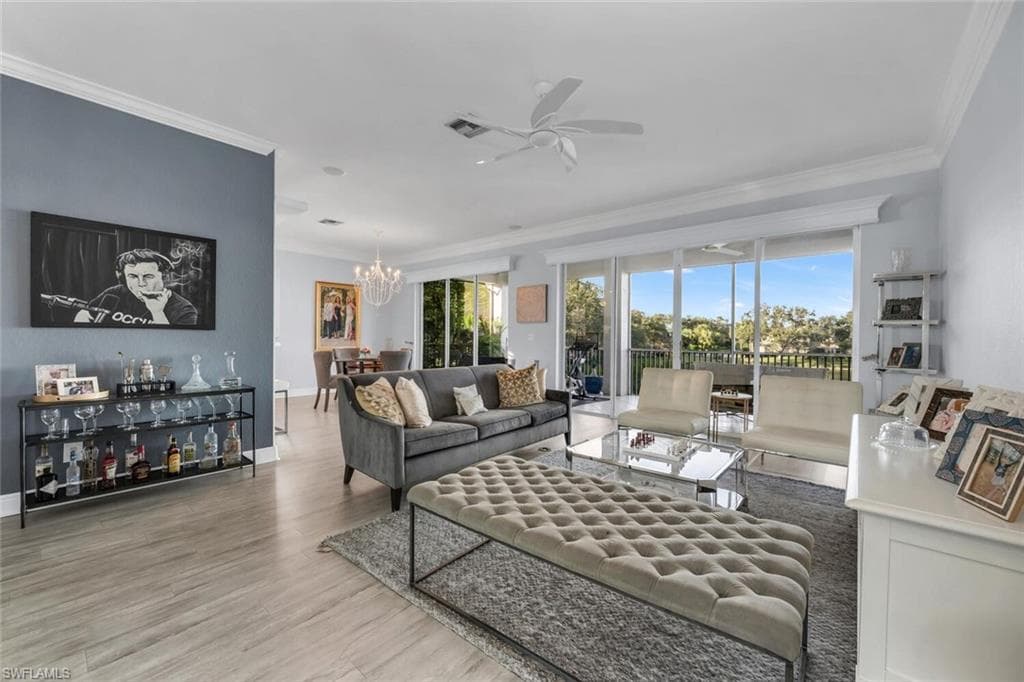 608 Vintage Reserve LN # 24C, NAPLES FL 34119-3