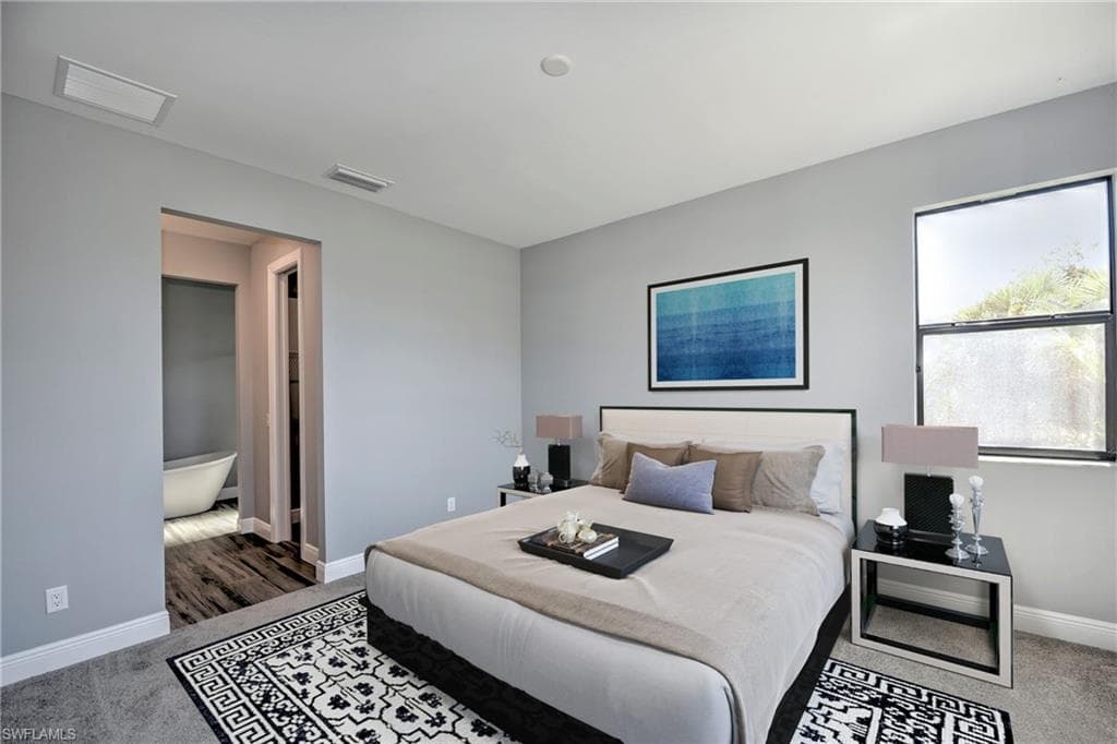 2439 Bayside ST, NAPLES FL 34112-7