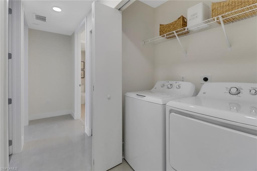 26610 Rosewood Pointe DR # 307, BONITA SPRINGS FL 34135-12