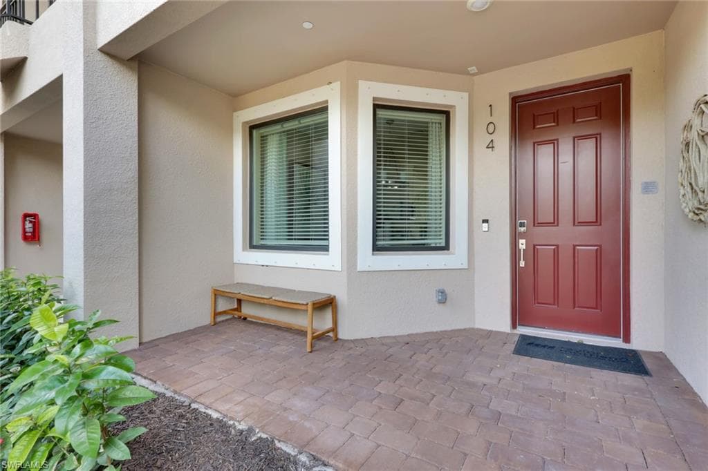 23955 Collina WAY 104-1