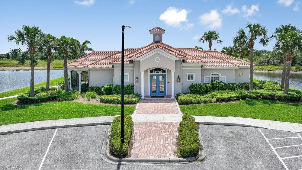 23955 Collina WAY 104-28