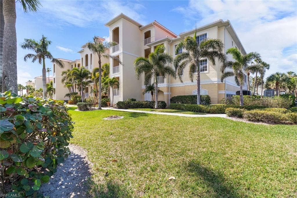 20021 Sanibel View CIR # 105, FORT MYERS FL 33908-19