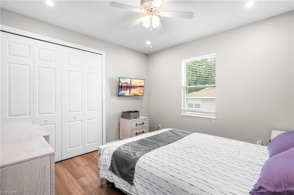 10004 Connecticut ST, BONITA SPRINGS FL 34135-20