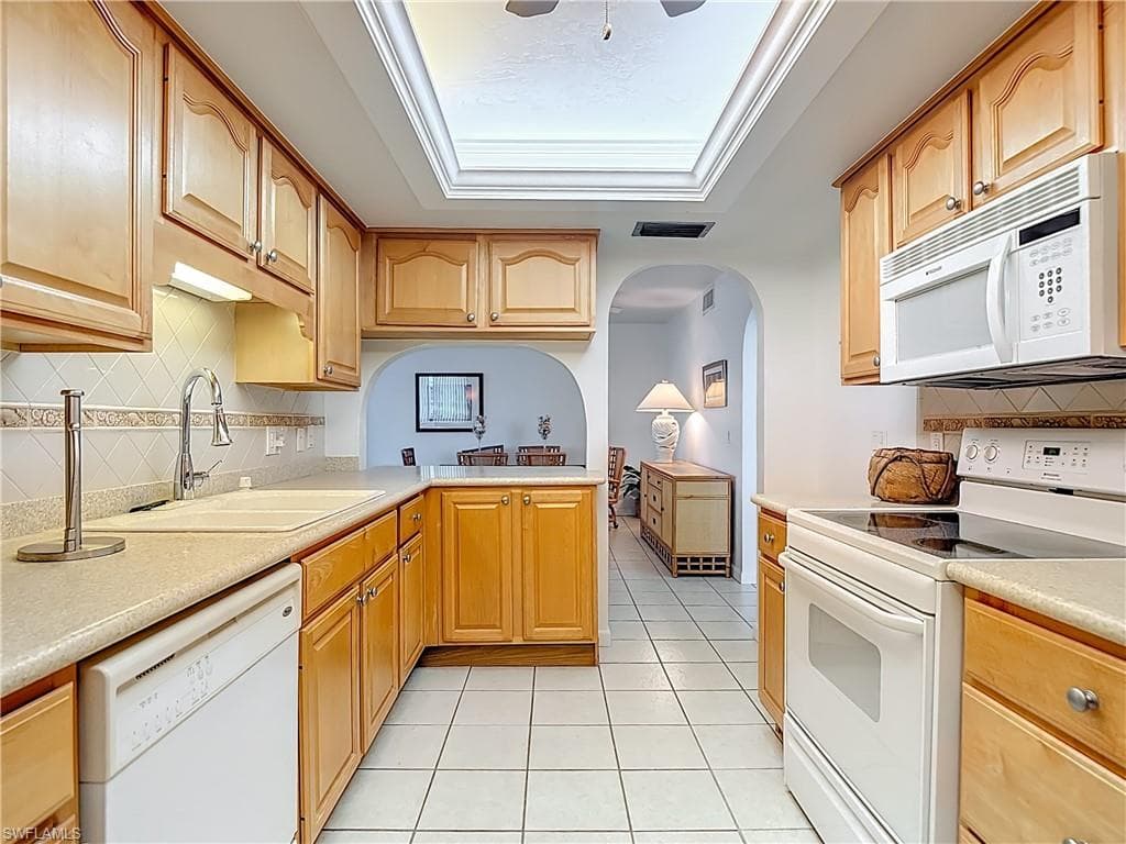 2810 Estero BLVD # 411, FORT MYERS BEACH FL 33931-12