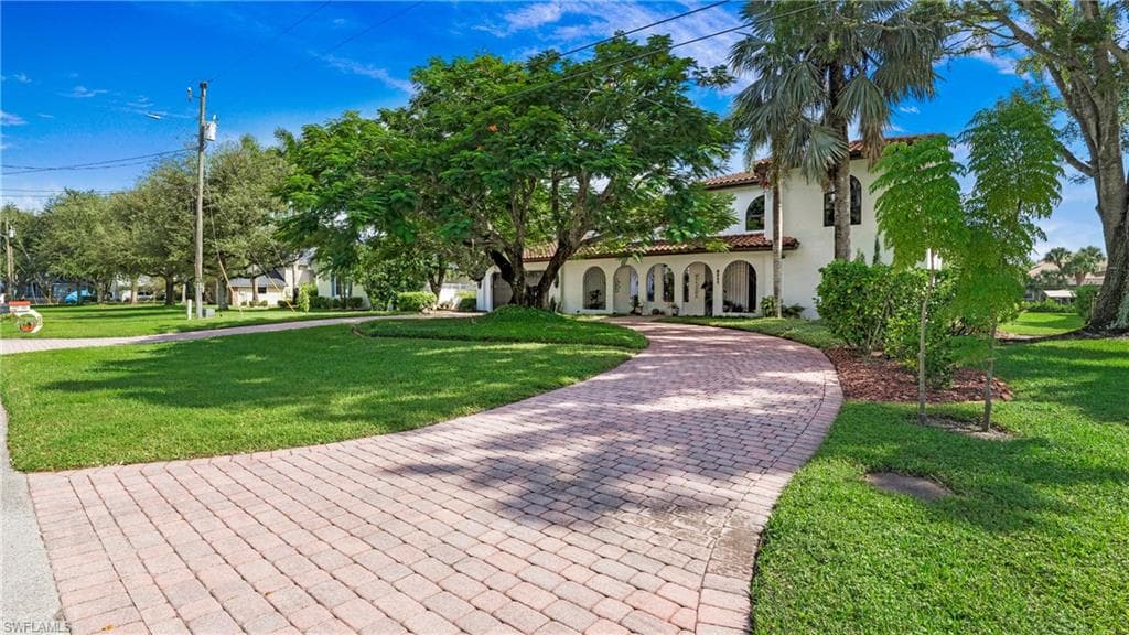 3812 Hidden Acres CIR S, NORTH FORT MYERS FL 33903-1
