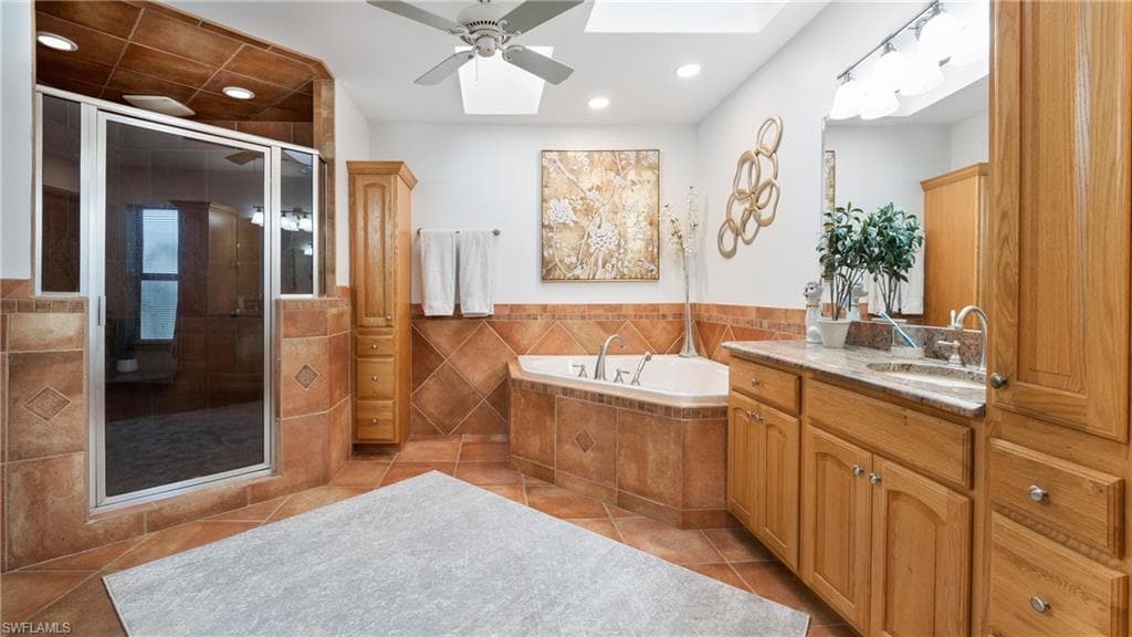 3812 Hidden Acres CIR S, NORTH FORT MYERS FL 33903-29