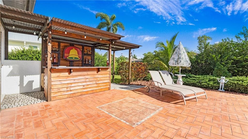 3812 Hidden Acres CIR S, NORTH FORT MYERS FL 33903-17
