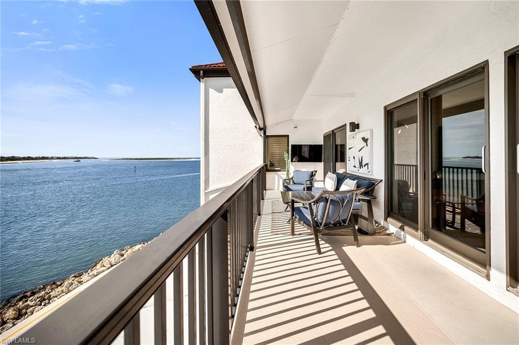533 La Peninsula BLVD # 533, NAPLES FL 34113-26