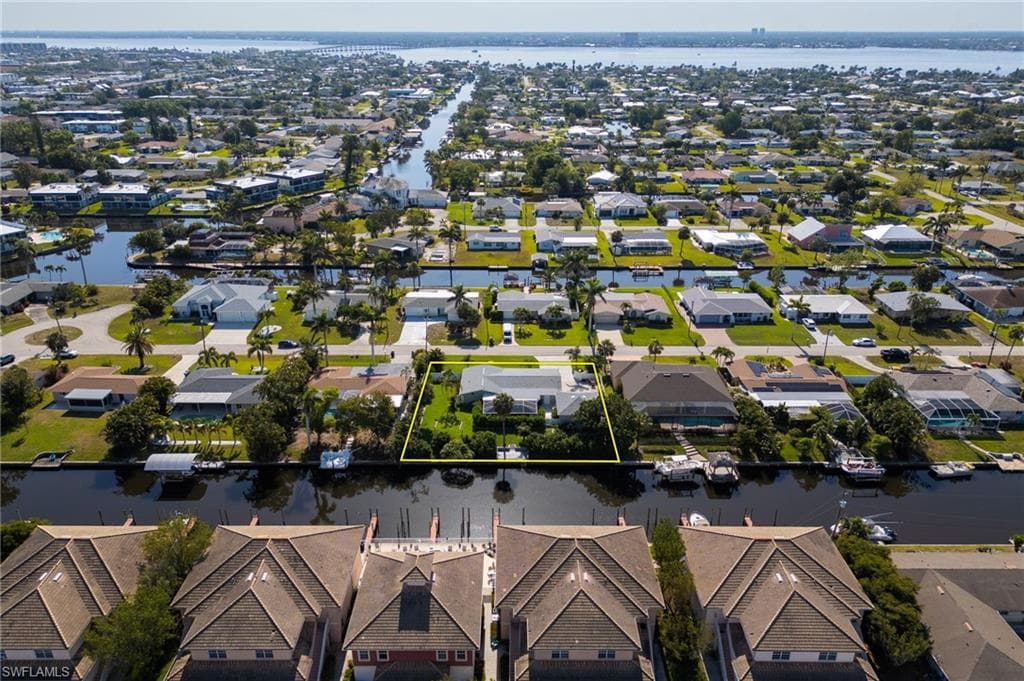 5128 York CT, CAPE CORAL FL 33904-45