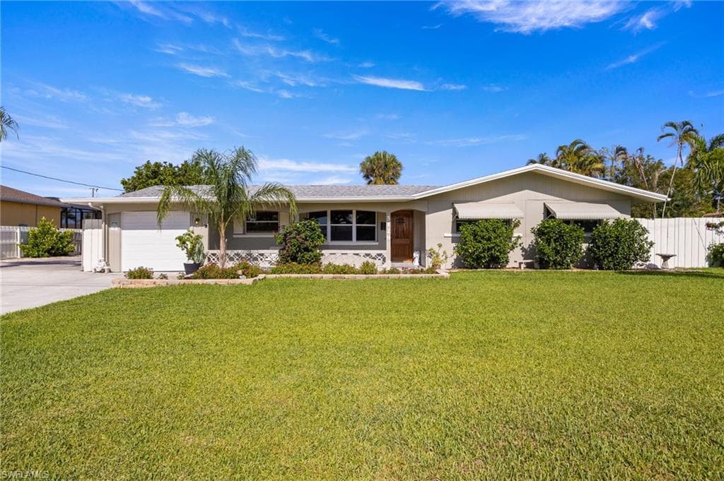 5128 York CT, CAPE CORAL FL 33904-42