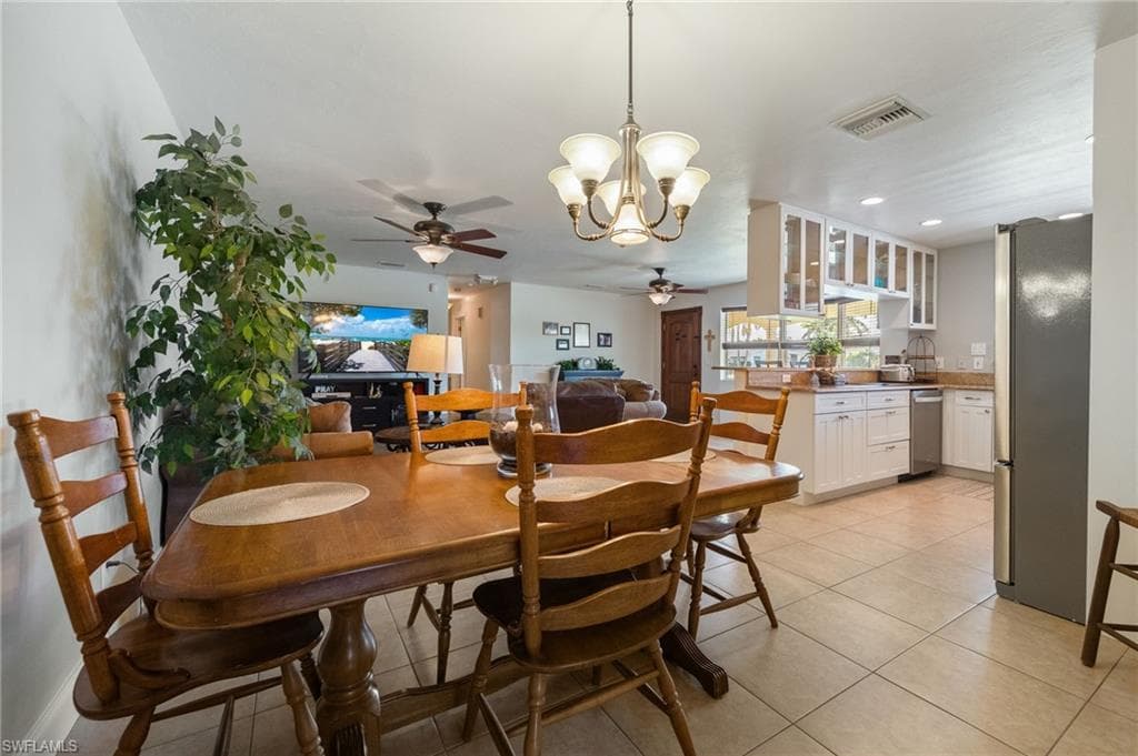 5128 York CT, CAPE CORAL FL 33904-15