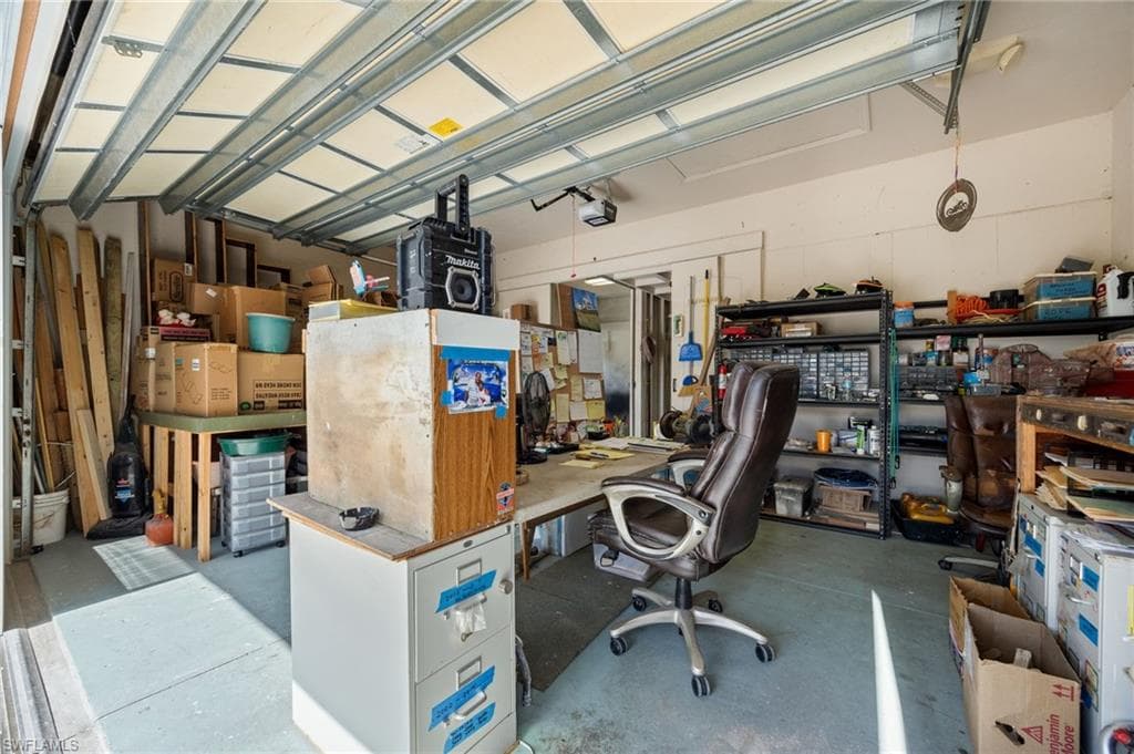 5128 York CT, CAPE CORAL FL 33904-35