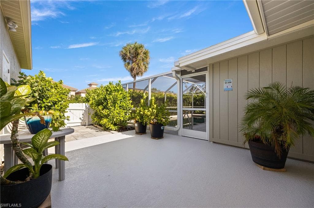 5128 York CT, CAPE CORAL FL 33904-32