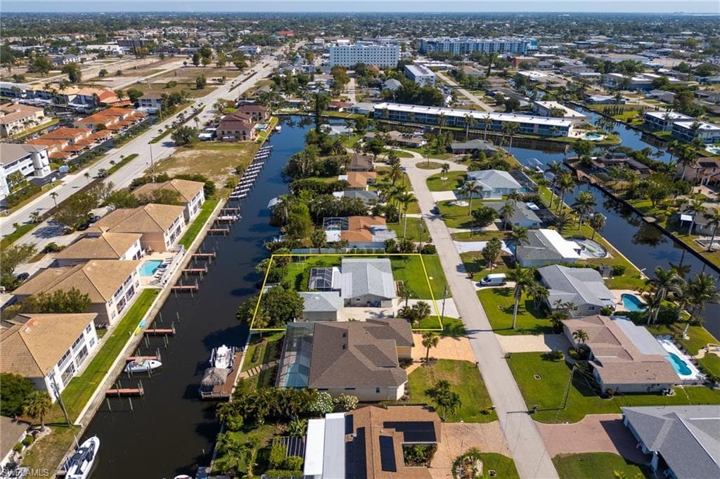 5128 York CT, CAPE CORAL FL 33904-47