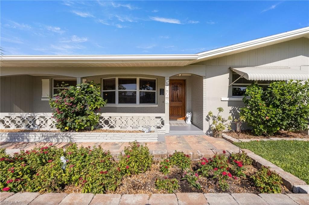 5128 York CT, CAPE CORAL FL 33904-3