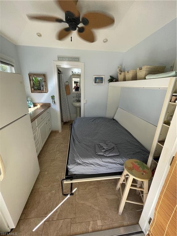 5651 Maplewood CT, FORT MYERS FL 33905-27