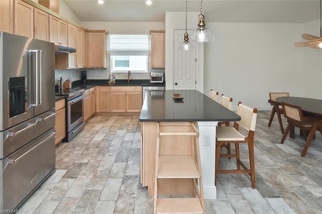 6688 Estero Bay DR, FORT MYERS FL 33908-11