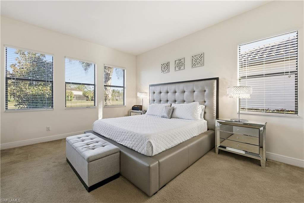 4573 Tamarind WAY, NAPLES FL 34119-10