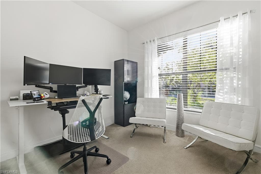 4573 Tamarind WAY, NAPLES FL 34119-18