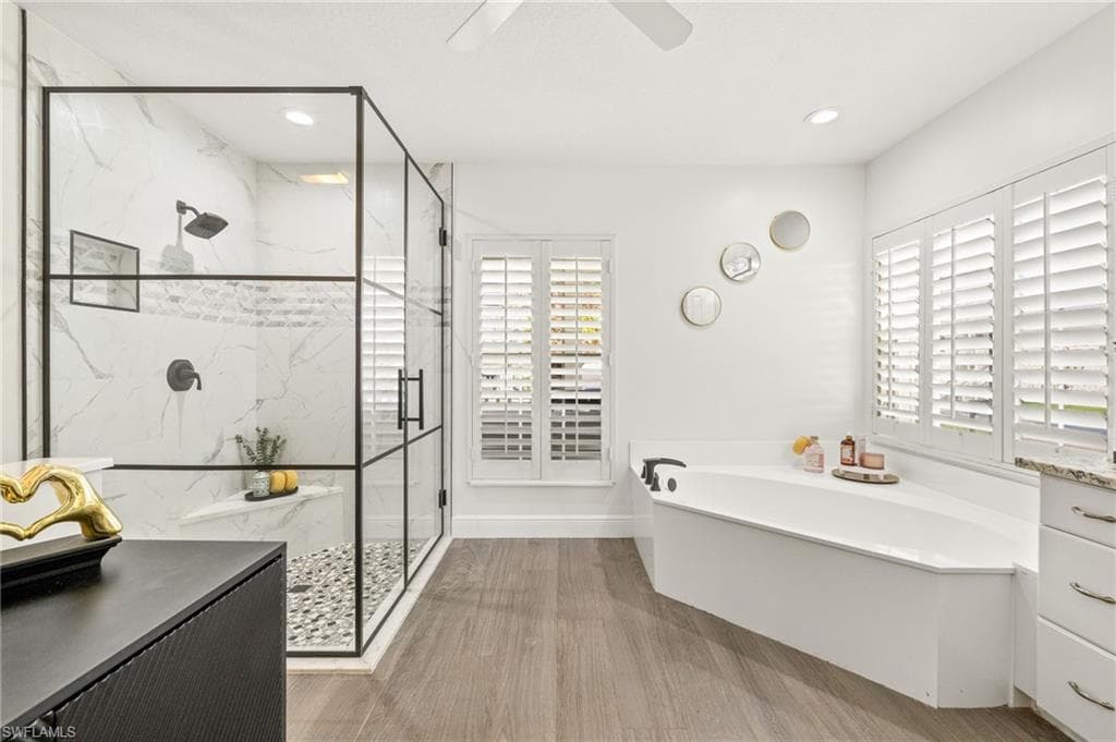 27130 Holly LN, BONITA SPRINGS FL 34135-19