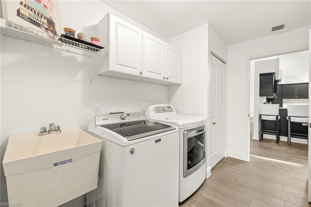 27130 Holly LN, BONITA SPRINGS FL 34135-23