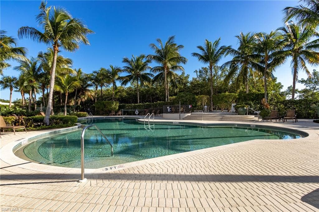 4182 Bay Beach LN # 733, FORT MYERS BEACH FL 33931-22