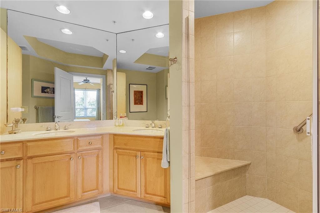 4182 Bay Beach LN # 733, FORT MYERS BEACH FL 33931-6