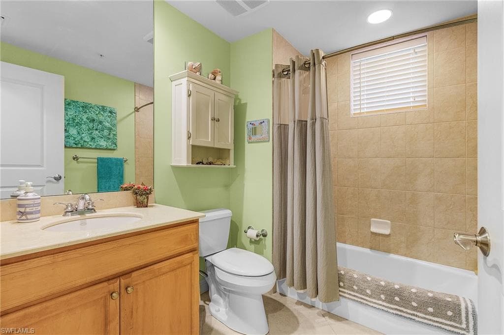 4182 Bay Beach LN # 733, FORT MYERS BEACH FL 33931-9