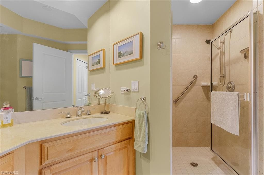 4182 Bay Beach LN # 733, FORT MYERS BEACH FL 33931-7