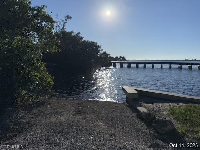 236 Lagoon DR, FORT MYERS FL 33905-5