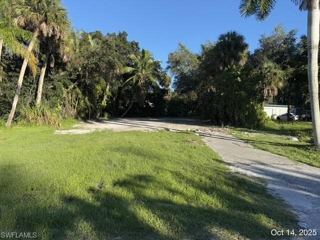 236 Lagoon DR, FORT MYERS FL 33905-2