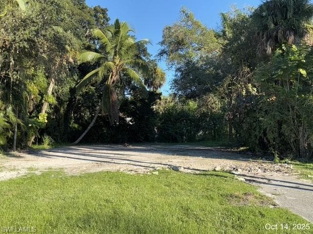 236 Lagoon DR, FORT MYERS FL 33905-3